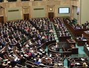Sejm uchwalił ustawę o POZ